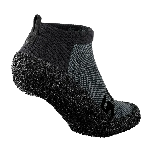 Skinners Sockenschuhe 2.0 Essentials grau – Rückansicht – grau / S