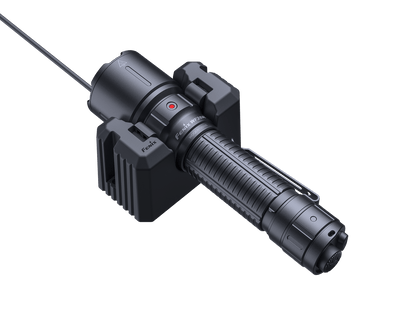 Fenix WF26R High-Performance Taschenlampe mit Ladehalterung, 3000 Lumen