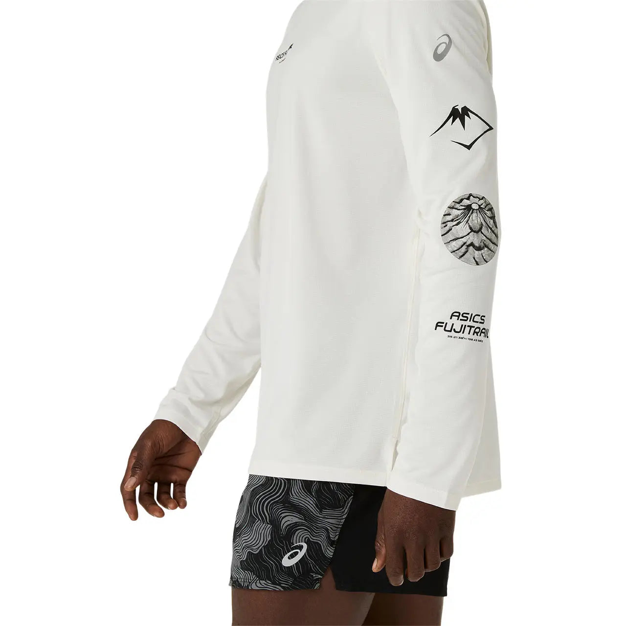 Asics Herrenlaufshirt Fujitrail Logo LS Top, Cream