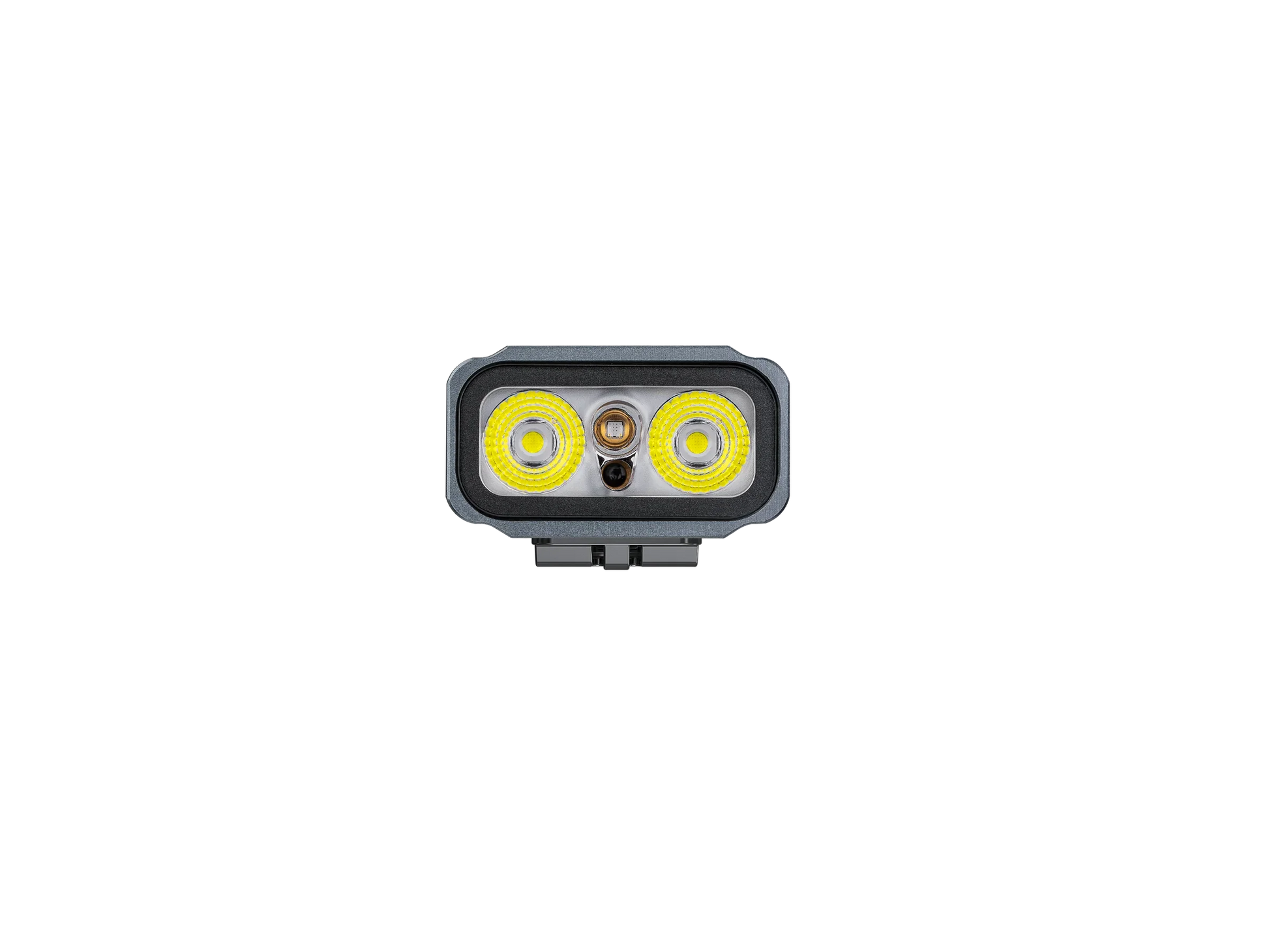 Fenix E06R vereint Weißlicht, UV-Licht und Laserpointer, 700 Lumen – Bild 