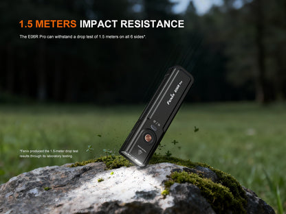 Fenix E06R Pro drei Lichtquellen, UV-Licht und Laserpointer, 1600 Lumen