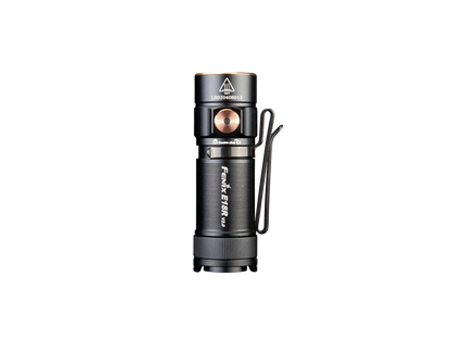 Fenix E18R V2.0 Ultrakompakte Hochleistungstaschenlampe, 1200 Lumen