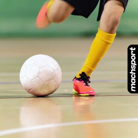 Hallenfußball