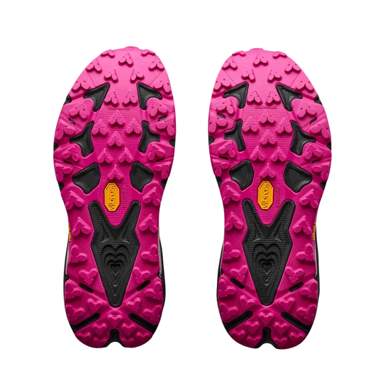 Hoka Damenlaufschuhe Speedgoat 7, black / pink opal – Rückansicht – schwarz/pink / 40 2/3