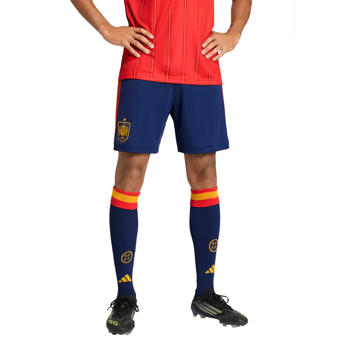 Spanien Herrenfußballshort Home 2026, Heimshorts mit Climacool für Spiel, Training und Fan Einsatz - machsport – Bild 