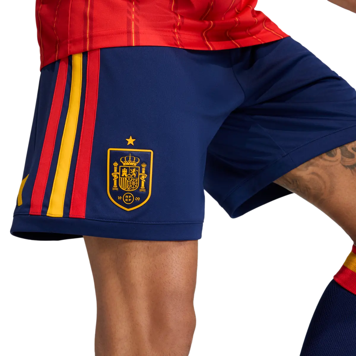 Spanien Herrenfußballshort Home 2026, Heimshorts mit Climacool für Spiel, Training und Fan Einsatz - machsport – Bild 