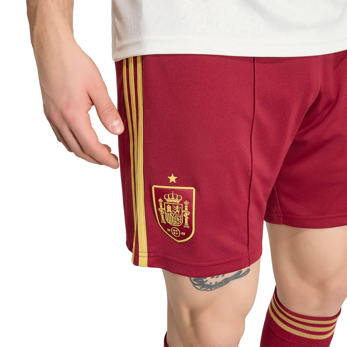 Spanien Herrenfußballshort Away 2026, Auswärtsshorts mit Climacool für Spiel, Training und Fan Einsatz - machsport