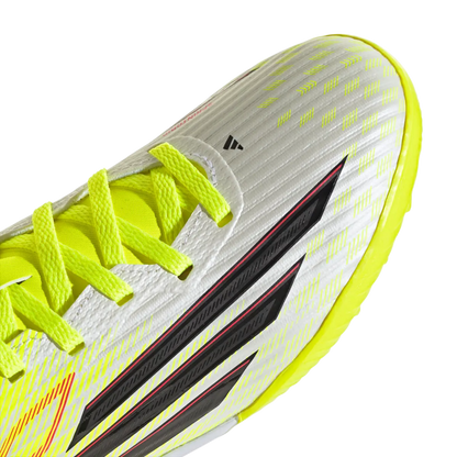Adidas Kinderfußballschuhe F50 League TF, Turf Fußballschuhe für Kunstrasen, Hart- und Aschenplätze mit EVA-Dämpfung - machsport