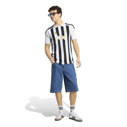 Juventus Turin Herrenfußballshirt Home Jersey 26/27