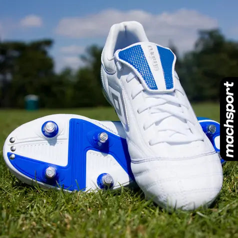 Stollenfußballschuhe