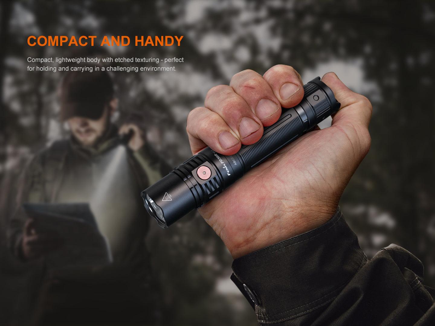Fenix PD36R V2.0 Kompakte, wiederaufladbare taktische Taschenlampe, 1700 Lumen – Bild 