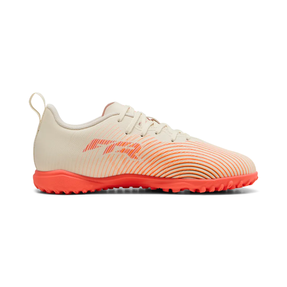 Puma Kinderhallenfußballschuhe Future 9 Play TT, Sugared Almond-PUMA White-Ultra Red-PUMA Black