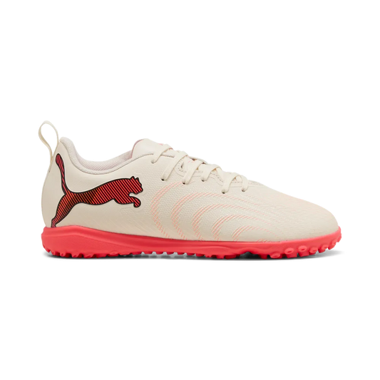 Puma Kinderhallenfußballschuhe Future 9 Play TT, Sugared Almond-PUMA White-Ultra Red-PUMA Black – weiß / 35