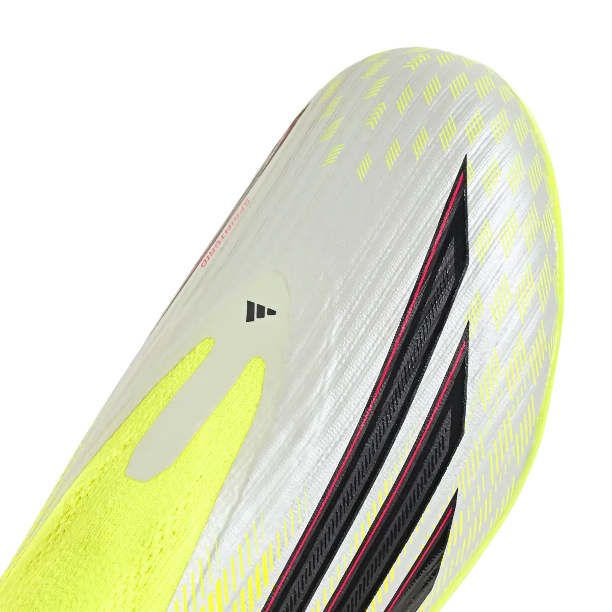 Adidas Kinderfußballschuhe F50 League LL FG/MG auf Rasen- und Kunstrasen,Detailansicht, transparentes Hintergrundbild – Bild 