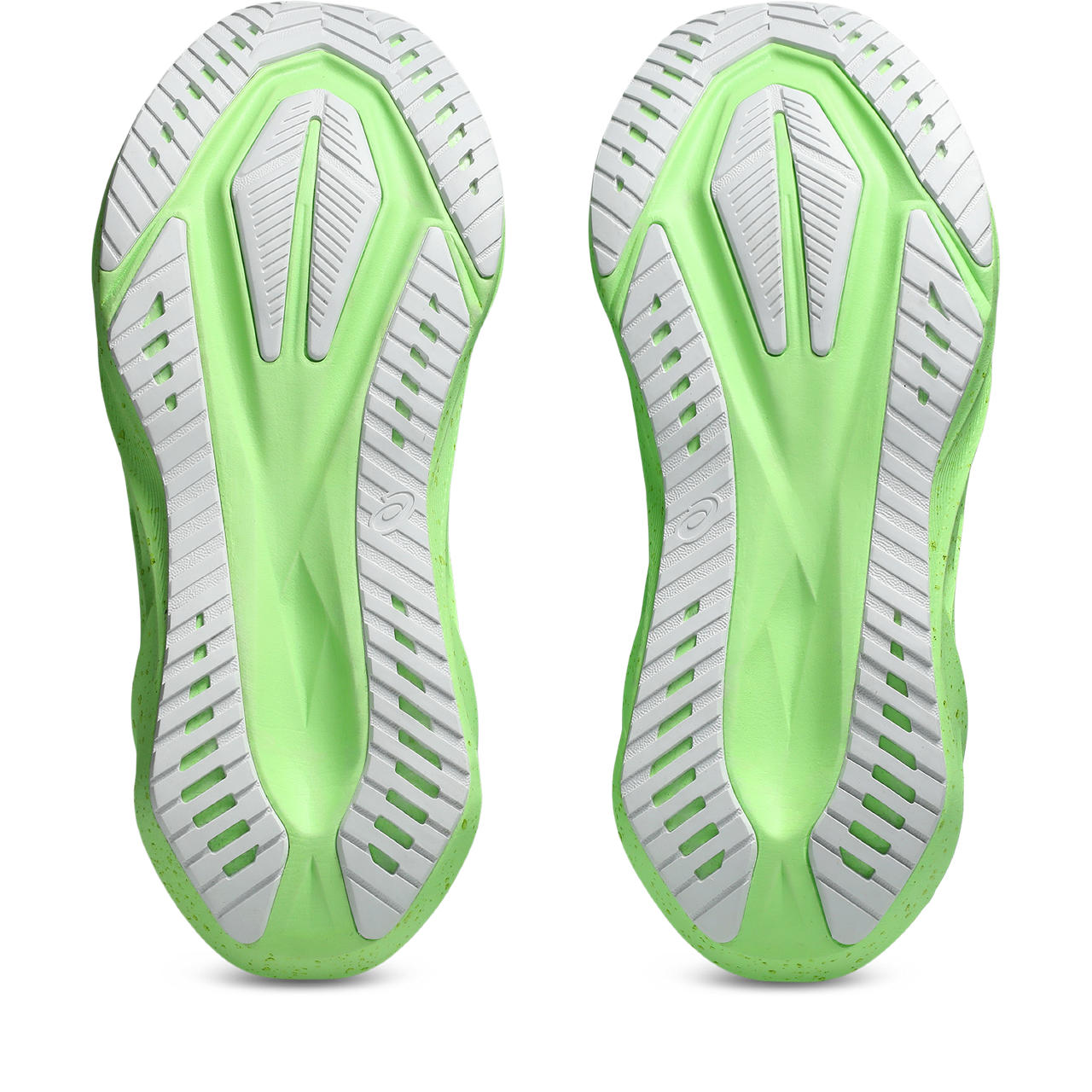 Asics Herrenlaufschuhe Novablast 5 - machsport