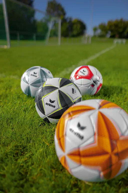Erima Senzor-Star Fußball-Set mit 10 Bällen Größe 5 und Ballnetz, ideal für Fußballtraining und Spiele – Bild 
