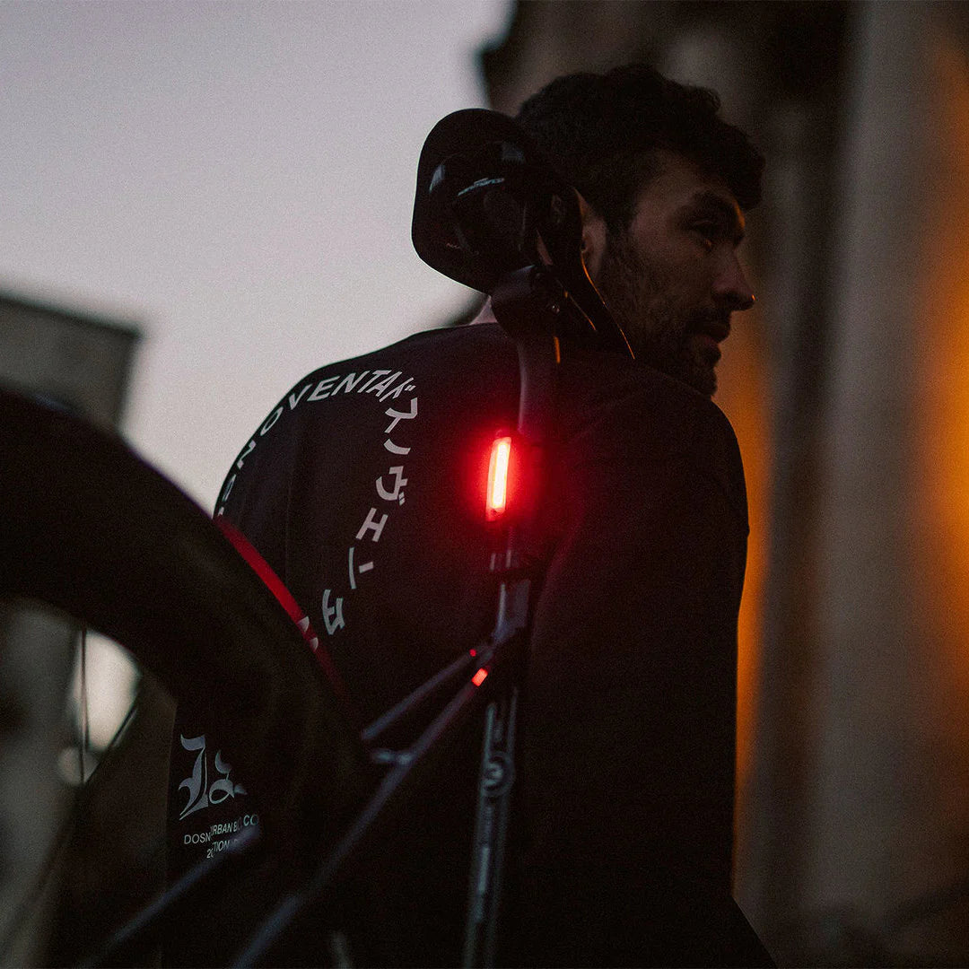 Knog Fahrradrücklicht 20 Lumen - machsport – Bild 