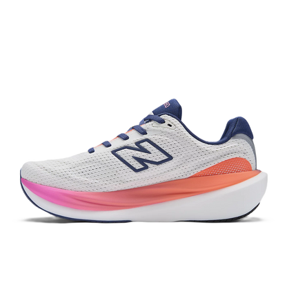 Damen-Neutrallaufschuhe von New Balance 1080v15, bequeme und leichte Laufschuhe mit atmungsaktivem Obermaterial.