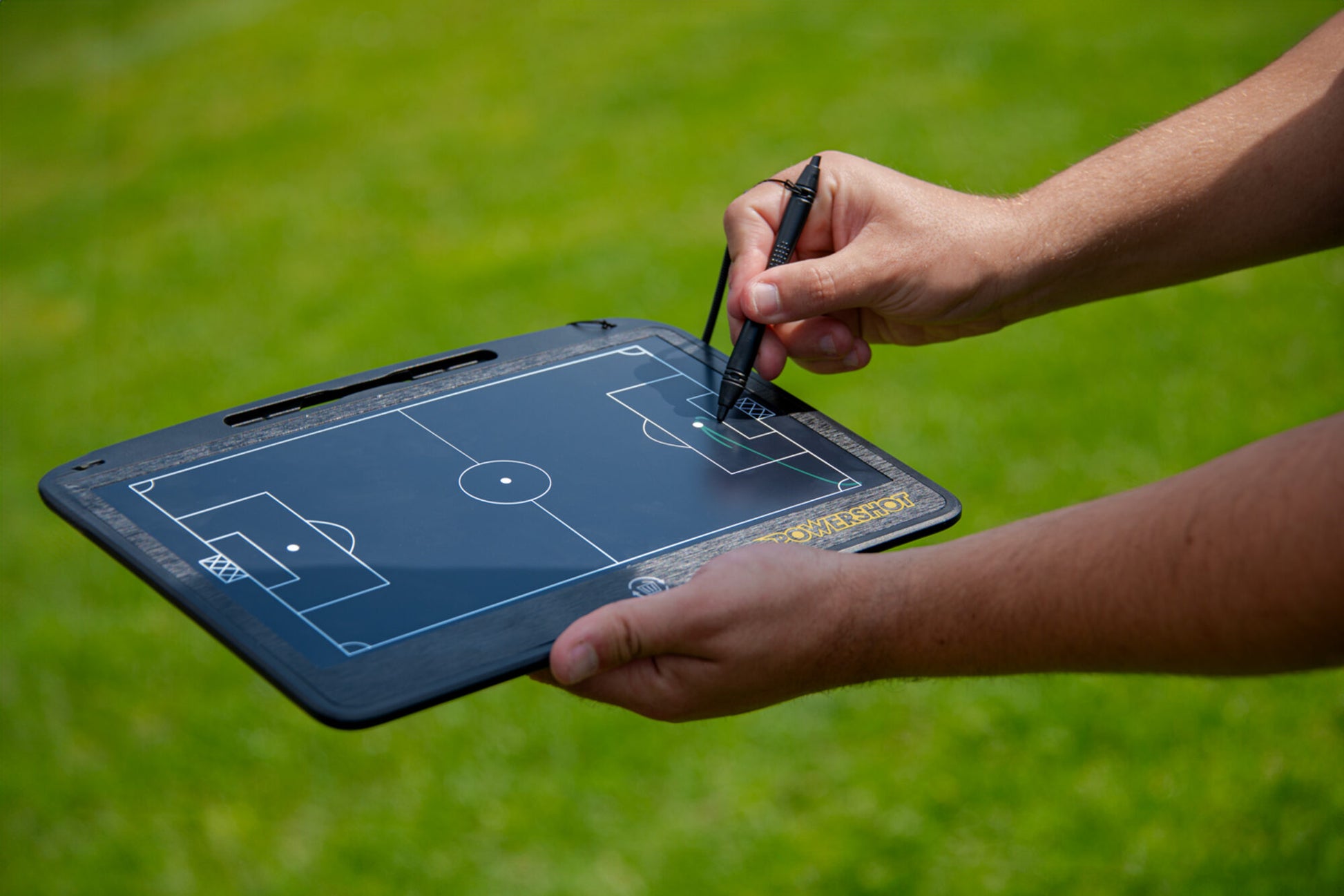 Powershot Elektronische Taktiktafel - Das ultimative Coaching-Board mit LCD Schreiboberfläche - machsport – Bild 