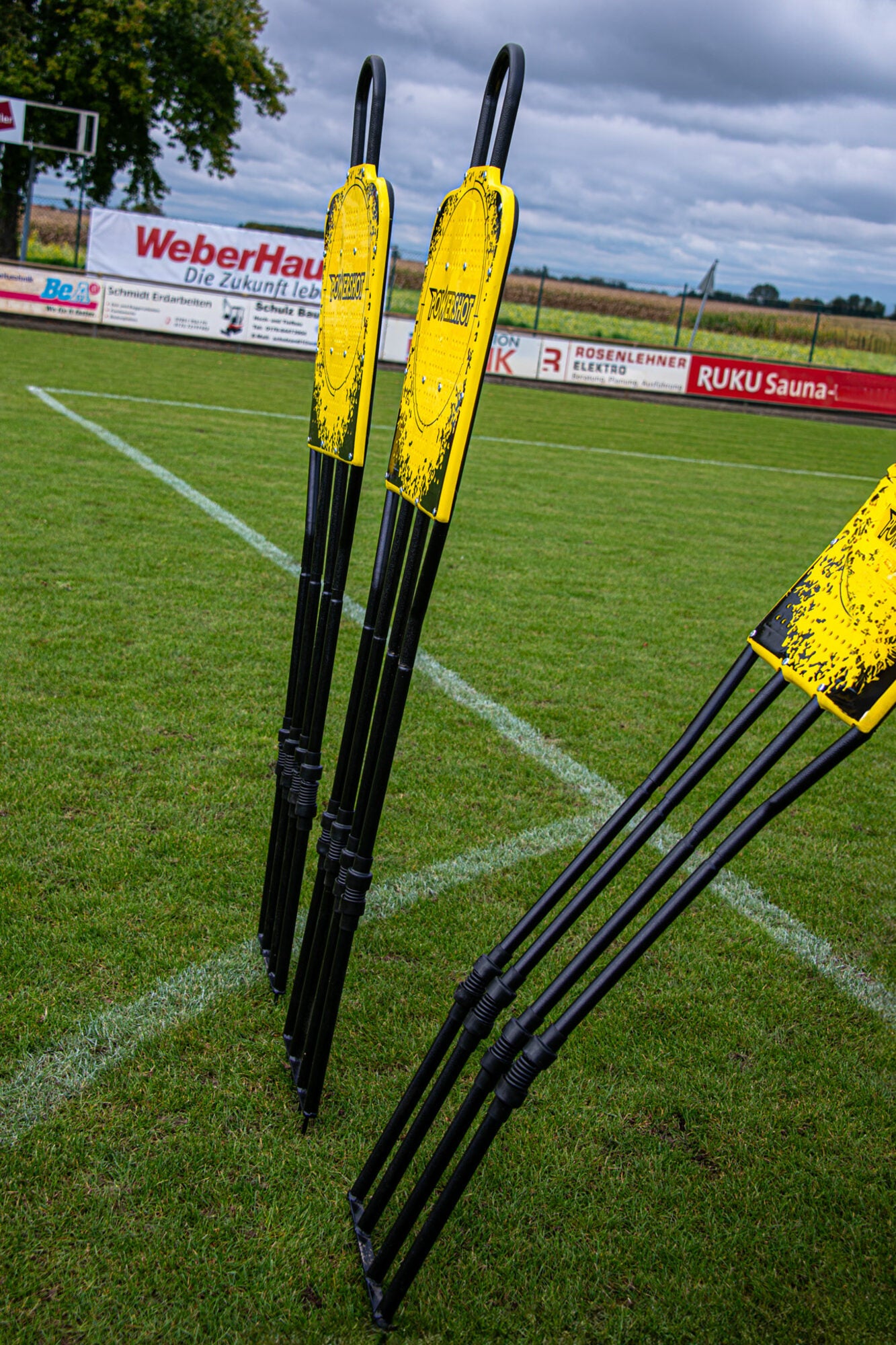Powershot Freistoßmauer "Extra Strong" - 3er-Set Trainingsdummy - Zusammenklappbar - machsport