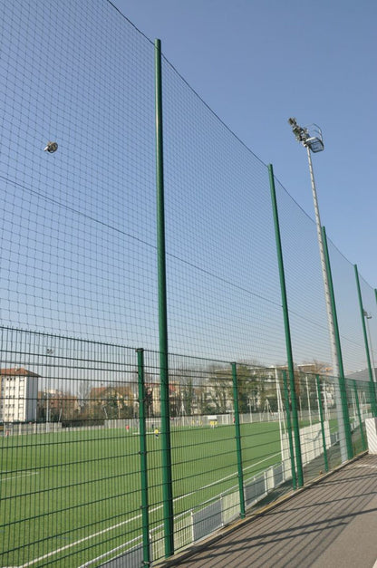 Powershot Ballfangnetz für Sportplätze inkl. Pfosten und Zubehör - machsport
