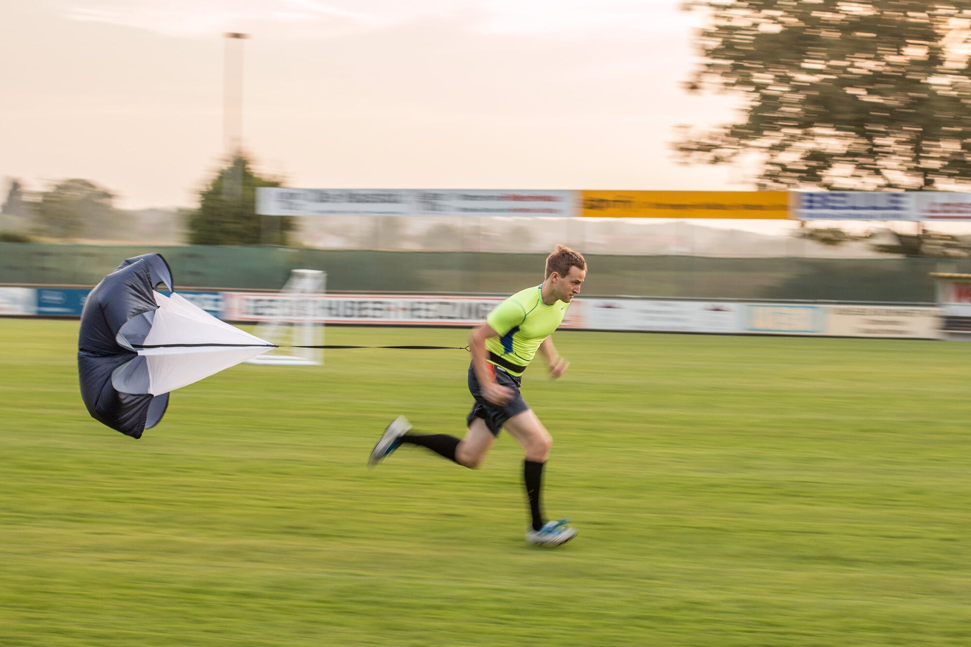Powershot Geschwindigkeitsfallschirm - machsport – Bild 