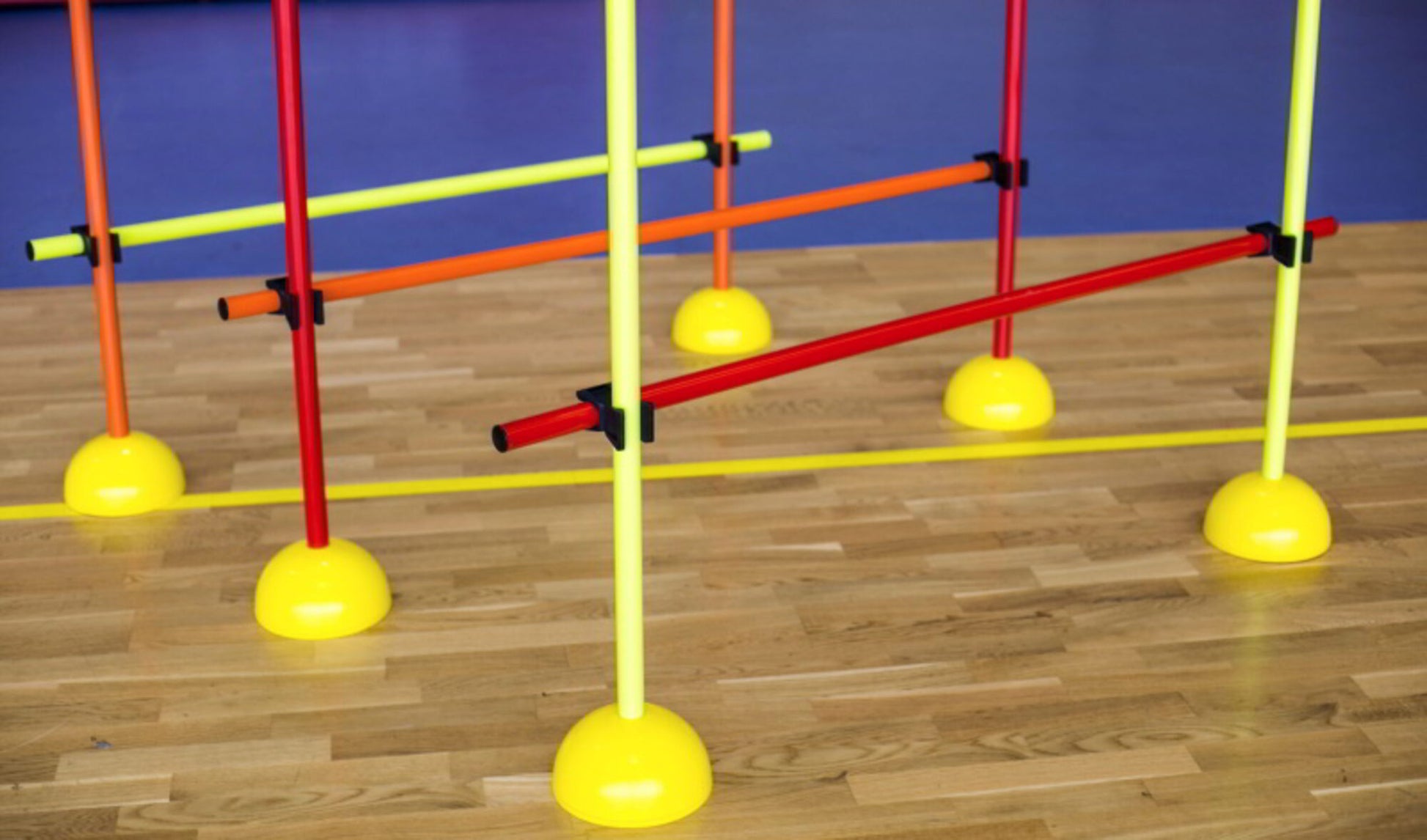 Powershot Slalomstangen-Set Indoor mit Standfuß inkl. Transporttasche - machsport – Bild 
