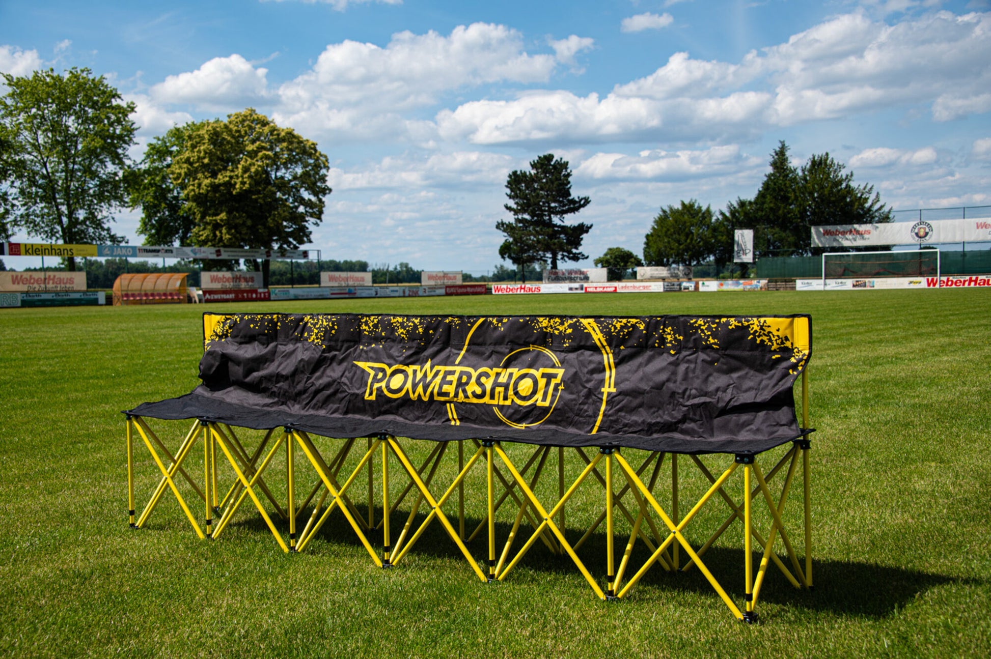 Powershot Faltbare Sitzbank für Spielfeldränder - wetterfest - machsport – Bild 