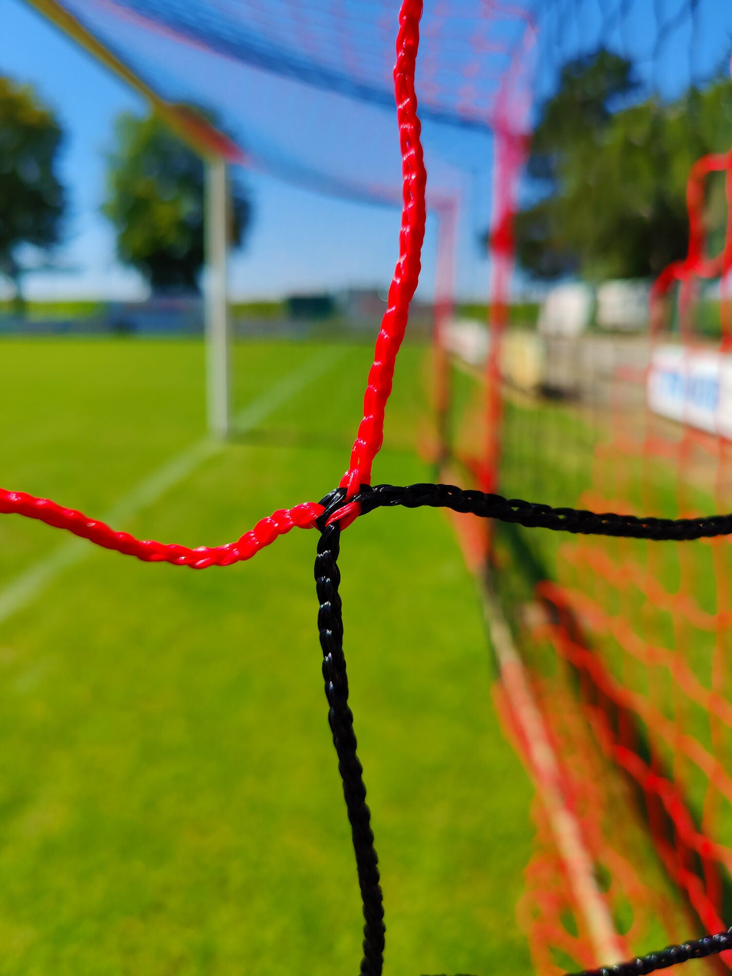 Powershot Fußballnetz - 11er Tor - Europäisch - 4mm Schwarz/Rot - machsport – Bild 