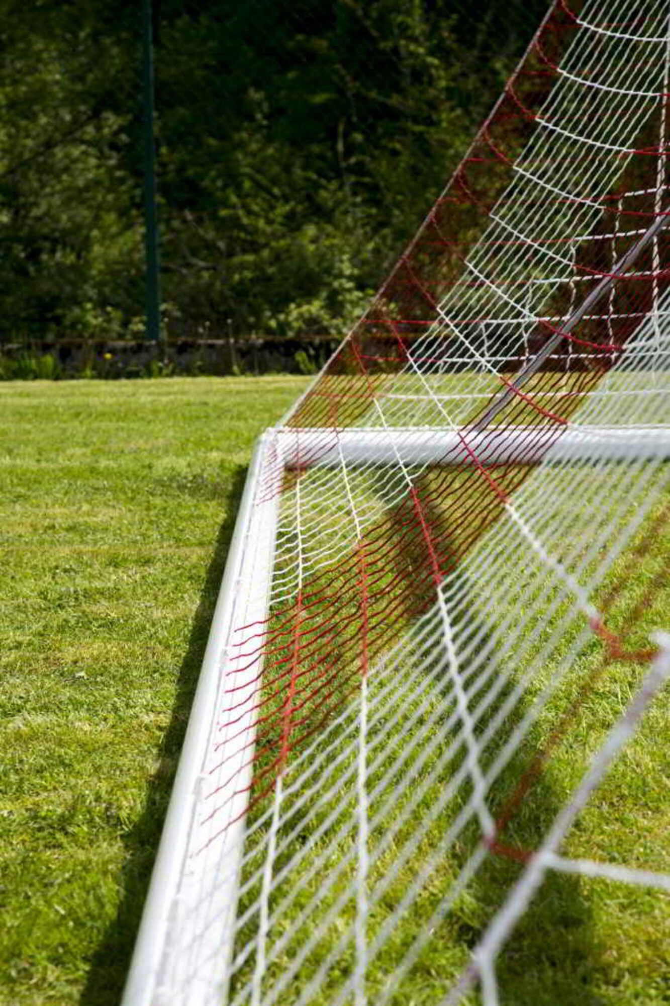 Powershot Fußballnetz 6 x 2,1 m - Weiß/Rot - machsport – Bild 