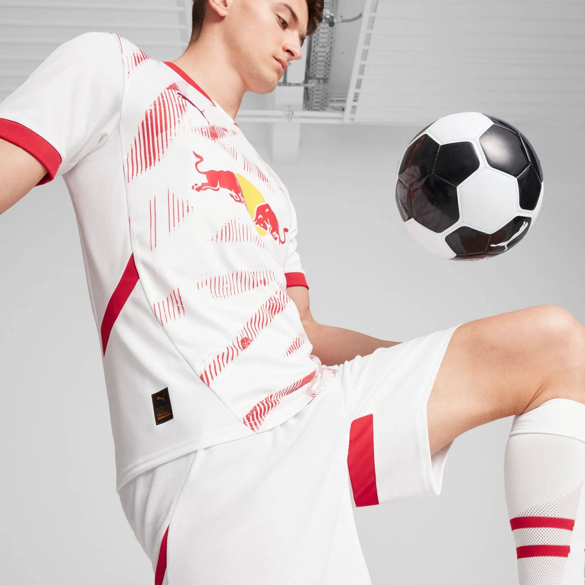Red Bull Leipzig Home Jersey Replica - machsport – Bild 