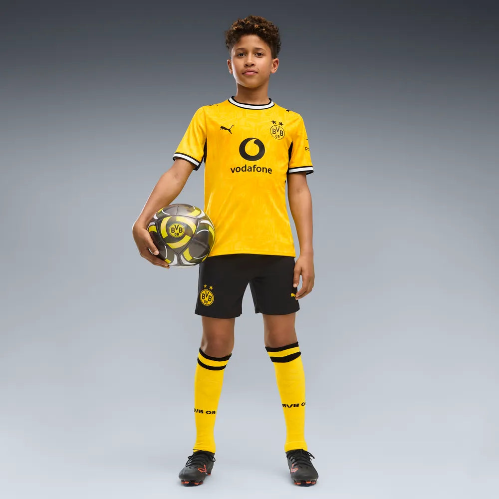 BVB Kinderfußballhose Replica 2026/2027, Borussia Dortmund Shorts mit dryCELL für junge Fans - machsport – Bild 