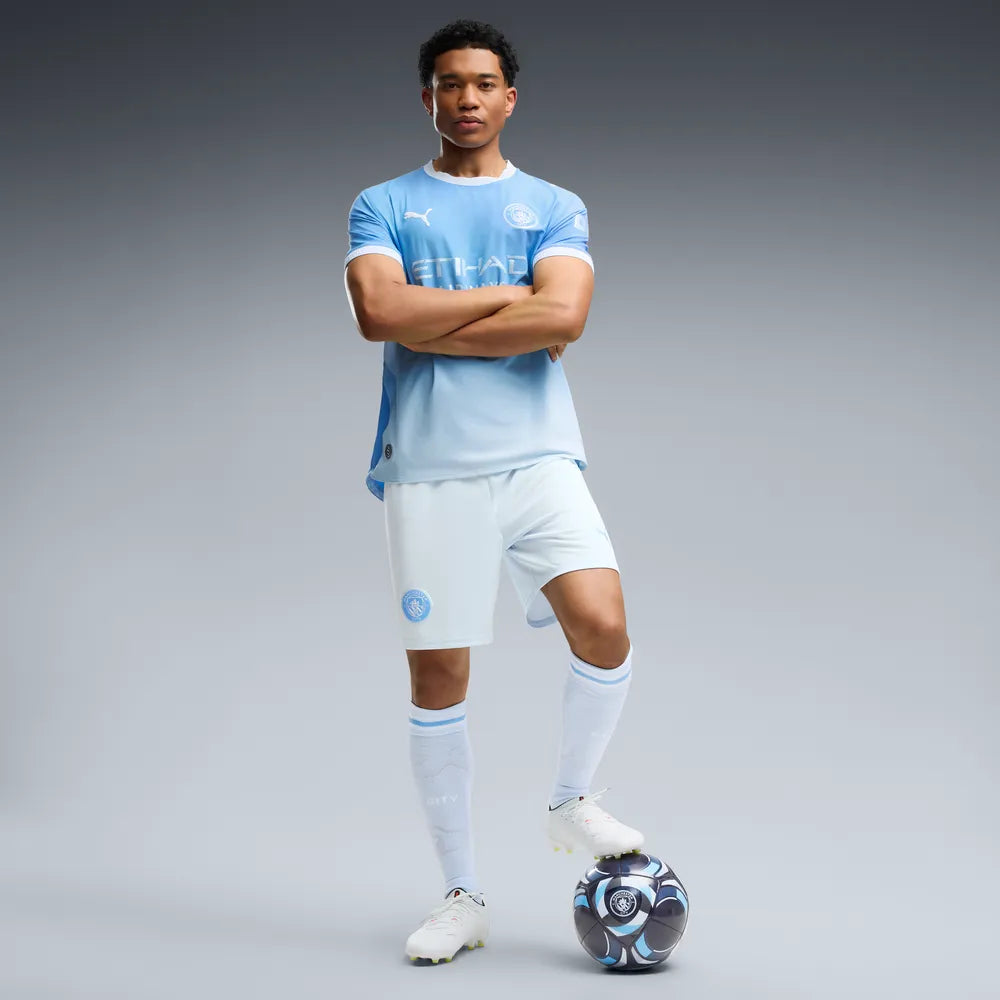 Manchester City Herrenfußballhose Replica, Fußballshorts mit dryCELL für Training und Fanmomente - machsport – Bild 