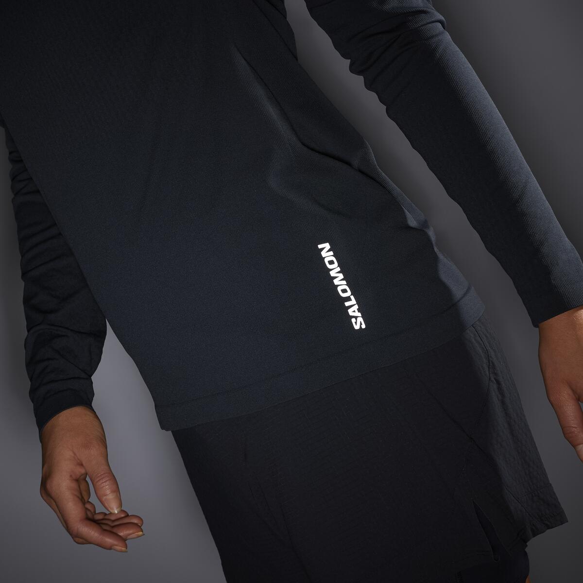 Salomon Damenlangarmshirt Sense Aero Seamless Tee - machsport