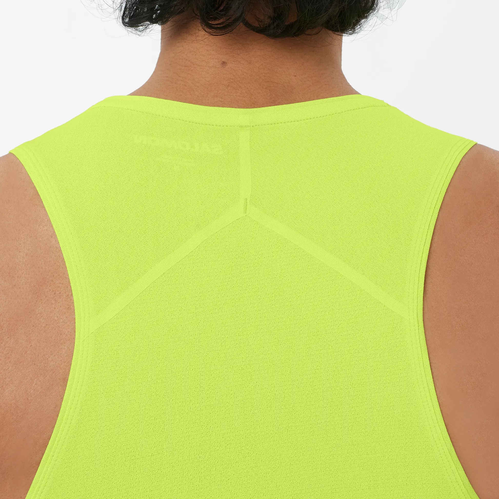 Salomon Herrenlaufshirt Sense Aero Singlet, leichtes Running Singlet für schnelle Läufe und hohe Atmungsaktivität, butterfly - machsport – Bild 