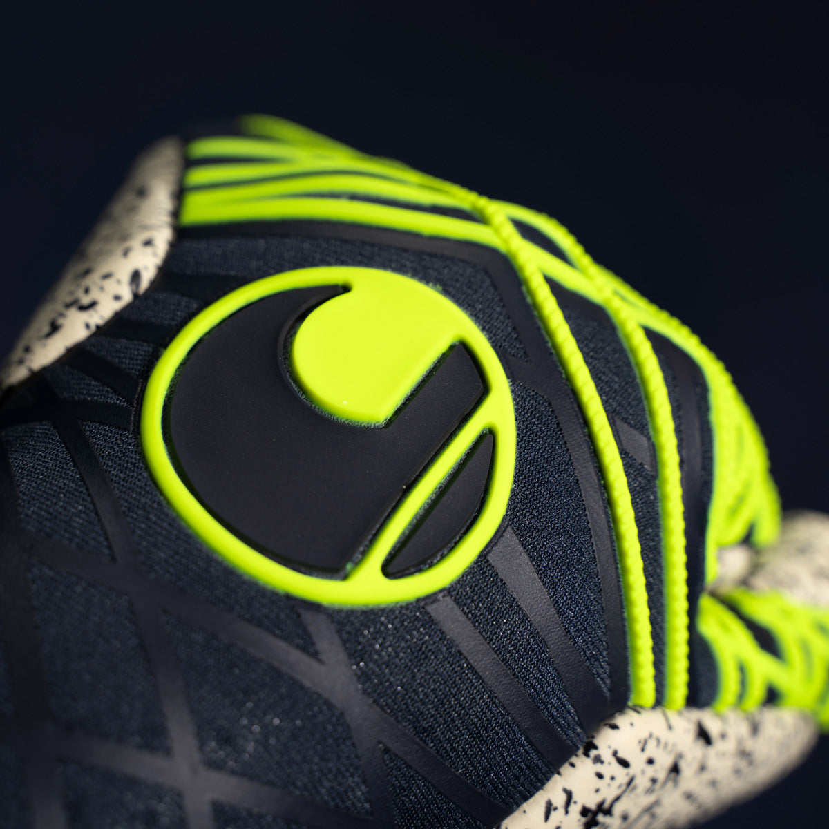 Uhlsport Torwarthandschuhe Prediction Supergrip + Finger Surround - machsport