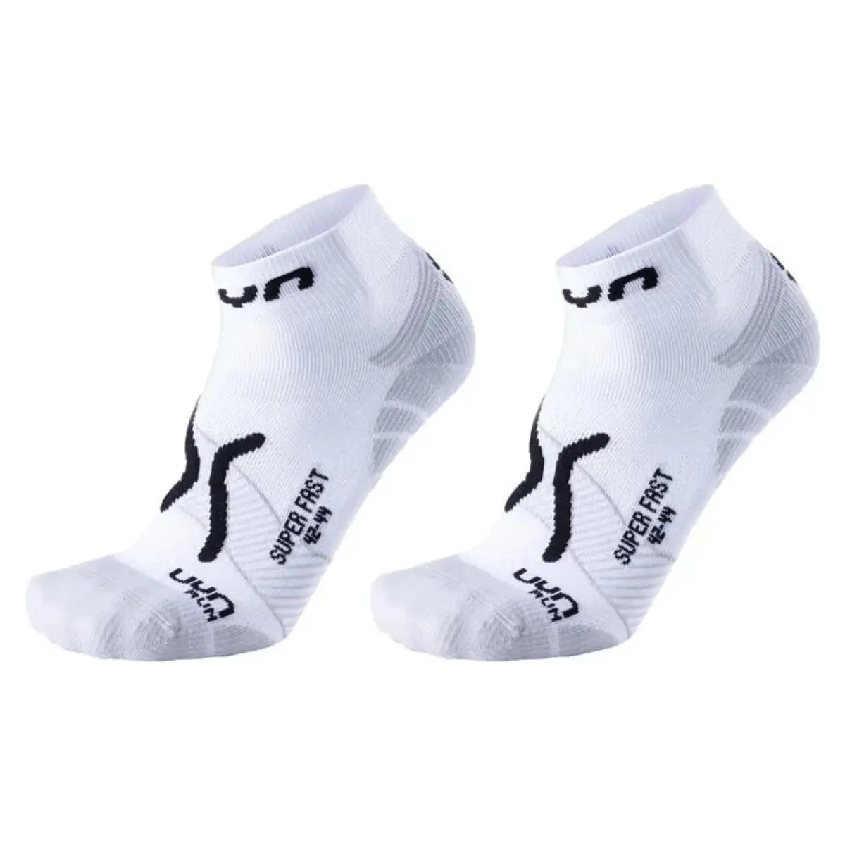 UYN Laufsocken Run Superfast in Zwei-Pack, atmungsaktive Laufsocken mit bequemer Passform und feuchtigkeitsregulierender Oberfläche.